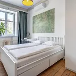 شقة Domillion New Provence 3bdr 2bath W Parking P365 *