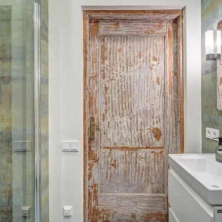 Domillion New Provence 3bdr 2bath W Parking P365 דירה וילנה