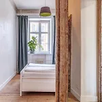 Domillion New Provence 3bdr 2bath W Parking P365